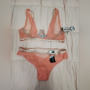 Oh La La Cherie Wavy Mesh Unlined Bra & Folded Mesh Back Panty Size Large